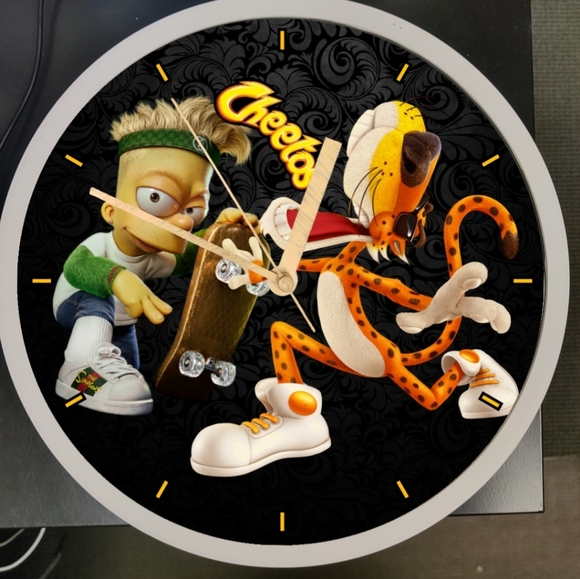 Chester Cheetah n Bart Bad boys clock - Picture 3 of 6